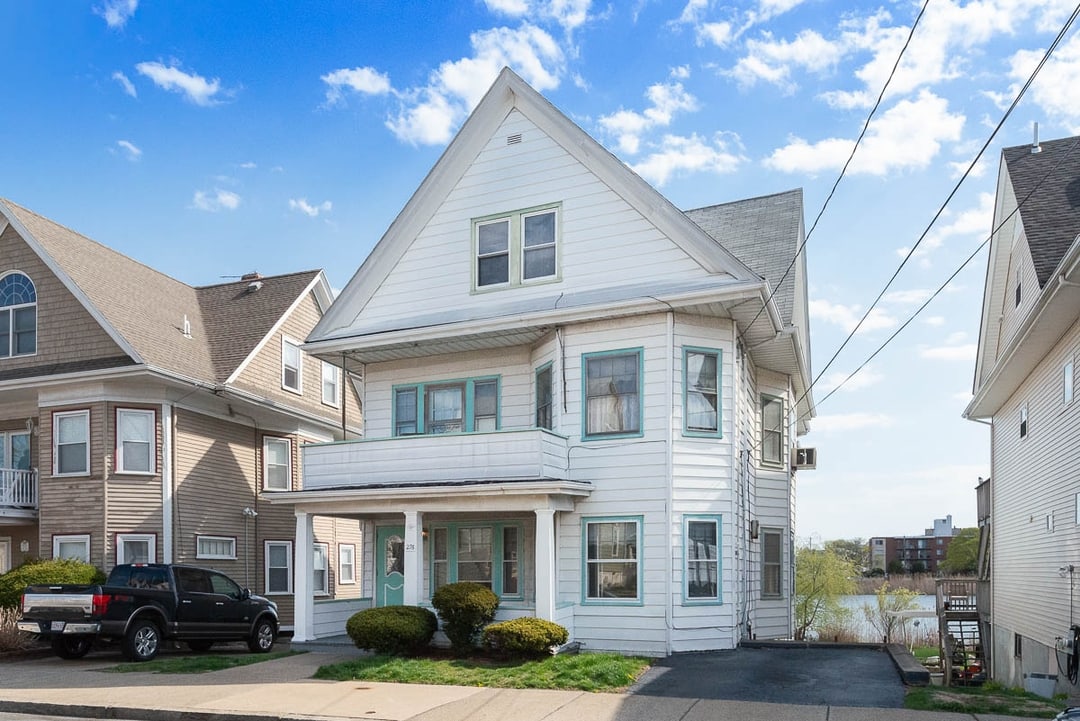 33 Winthrop Shore Drive Ledge & Young Real Estate